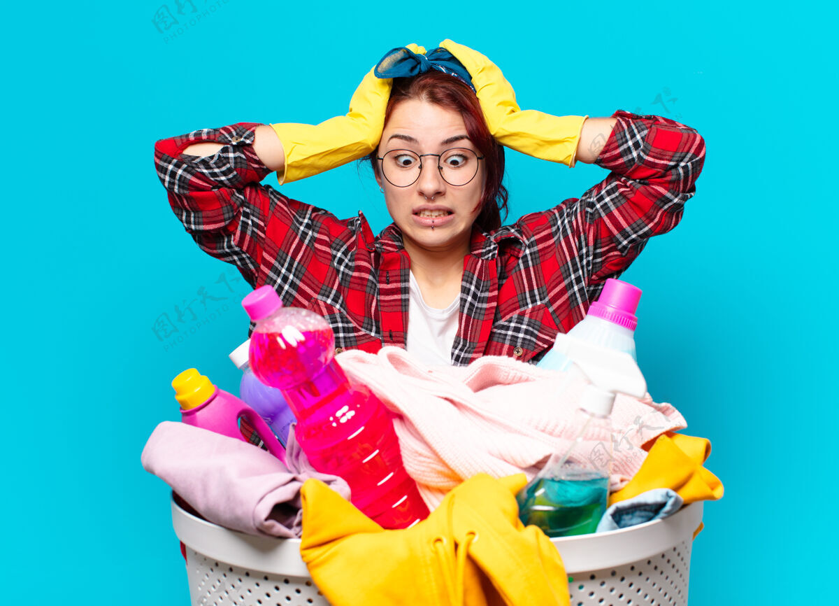 洗衣房女管家洗衣服卫生家务女人