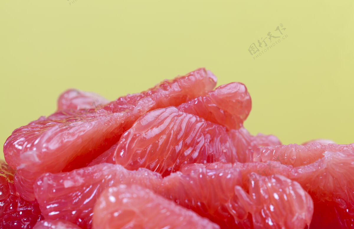 食用美味的红葡萄柚片素食香味健康