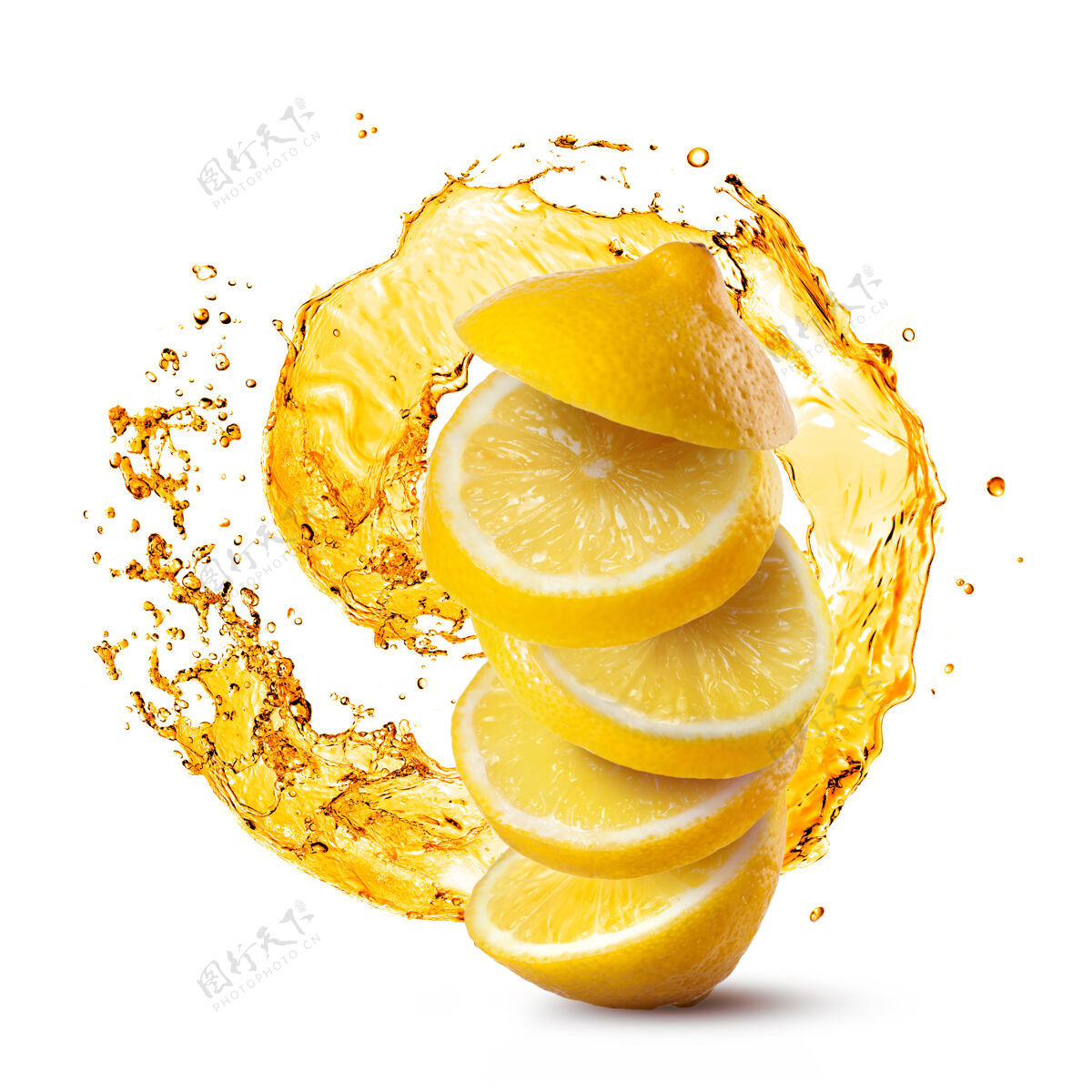 水果柠檬片落在果汁上 溅在白色上健康新鲜秋天