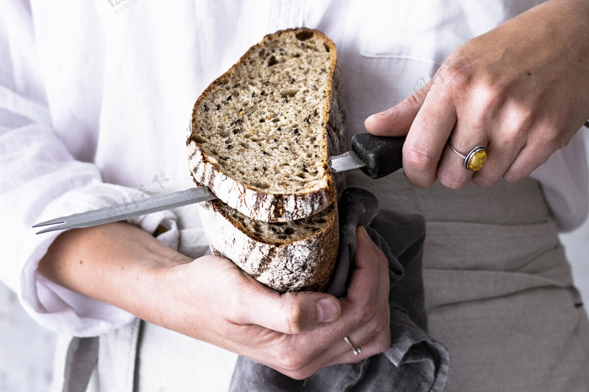面包新鲜的自制面包食谱自制刀围裙