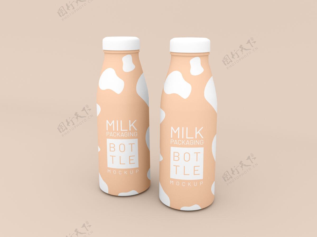 现实两个奶瓶包装模型模型瓶子牛奶