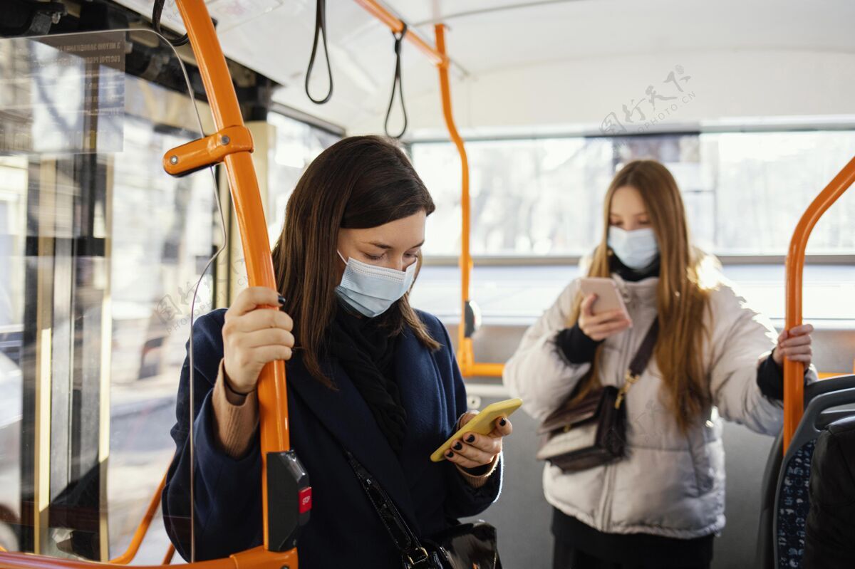 公共交通在公共交通工具上戴口罩的人设备技术口罩