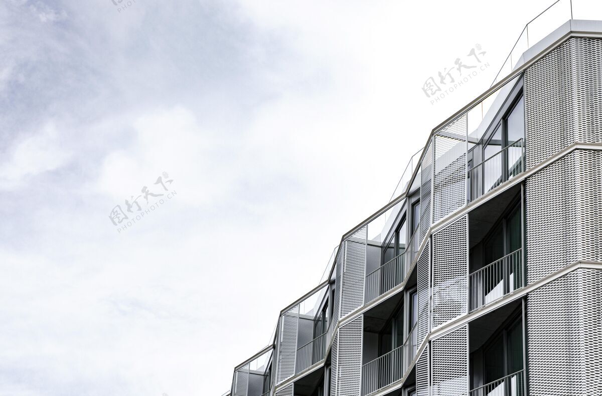 简约素混凝土结构在城市中的复制空间复制空间平面大厦